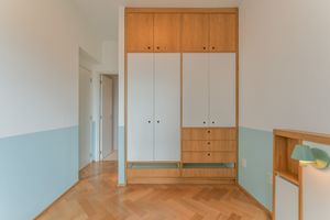 Image 31 - 920106