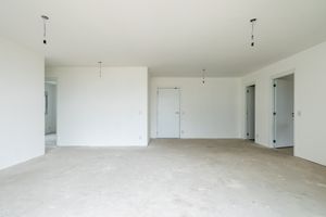 Image 3 - 920110