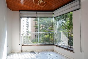 Image 8 - 920136