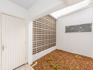 Image 14 - 920162