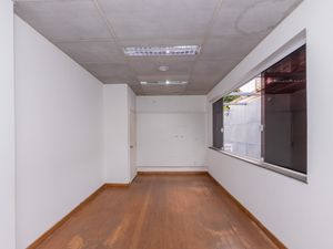 Image 29 - 920162