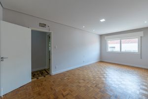 Image 30 - 920181