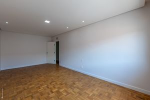 Image 31 - 920181