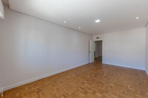 Image 14 - 920181