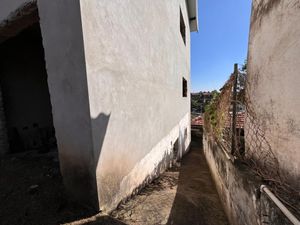 Image 17 - 920200