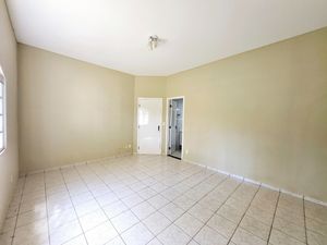 Image 30 - 920209