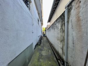 Image 51 - 920213