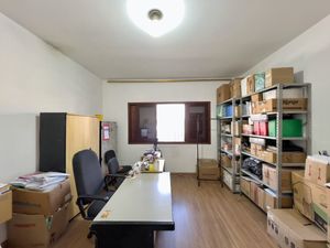 Image 33 - 920213