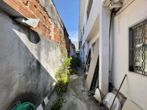 Image 46 - 920213