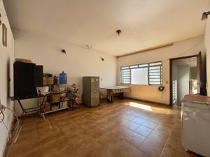 Image 13 - 920213