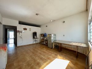 Image 14 - 920213