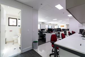 Image 39 - 920228