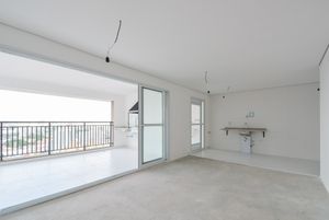 Image 11 - 920235