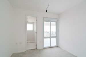 Image 21 - 920235