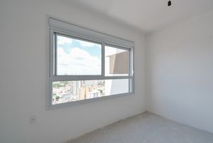 Image 31 - 920235