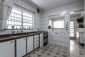 Image 15 - 920237