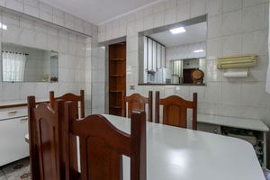 Image 20 - 920237