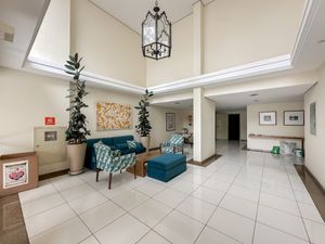 Image 23 - 920238