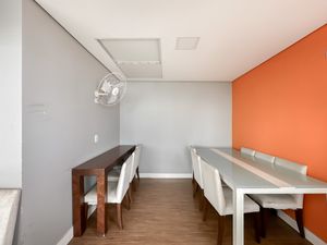 Image 19 - 920238