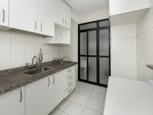 Image 3 - 920238