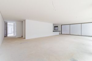 Image 31 - 920239
