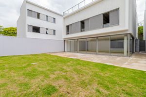 Image 3 - 920239