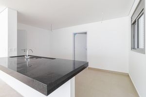 Image 33 - 920239