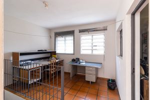 Image 31 - 920249