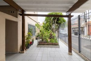 Image 1 - 920249