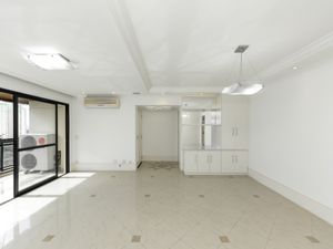 Image 11 - 920254