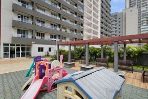Image 50 - 920267