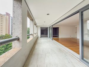 Image 5 - 920268