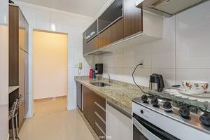 Image 11 - 920281