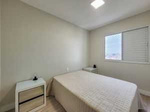 Image 19 - 920291