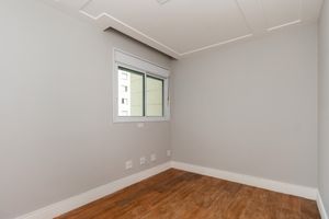 Image 19 - 920292