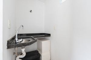 Image 34 - 920294