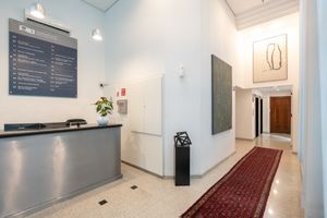 Image 37 - 920294