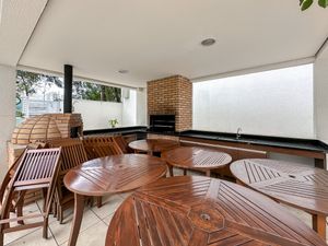 Image 34 - 920300