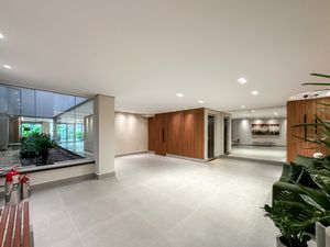 Image 36 - 920300
