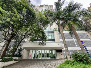 Image 37 - 920300