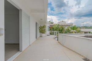 Image 42 - 920301