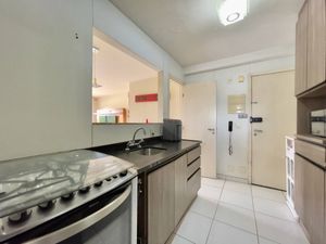 Image 22 - 920309
