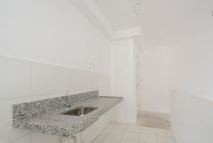 Image 10 - 920312