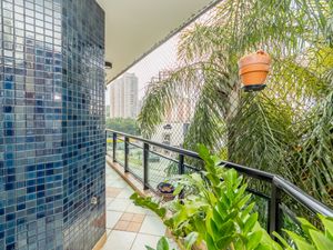 Image 17 - 920315
