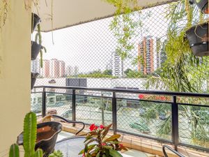 Image 18 - 920315