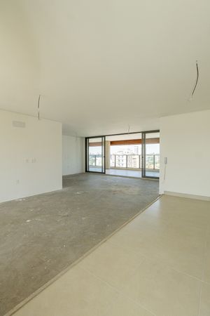 Image 19 - 920316