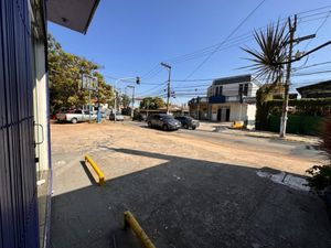 Image 5 - 920317