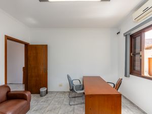 Image 11 - 920321