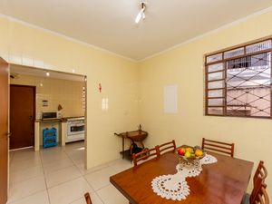 Image 24 - 920321
