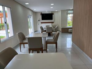 Image 27 - 920325